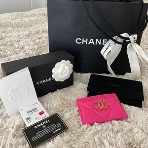 CHANEL Rare Barbie Pink Card Holder, Quilted Lambskin, Gold-Tone Metal, 22P